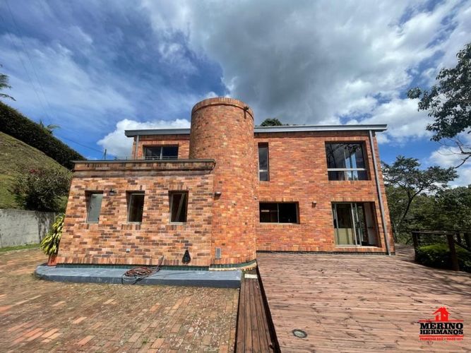Casa de 3 alcobas en venta en Don Diego, El Retiro, 400 m² · foto 21 de 24