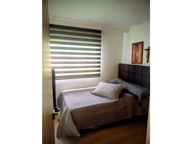 Apartamento de 3 alcobas en venta en Castropol, Medellín, 76 m² · foto 4 de 16