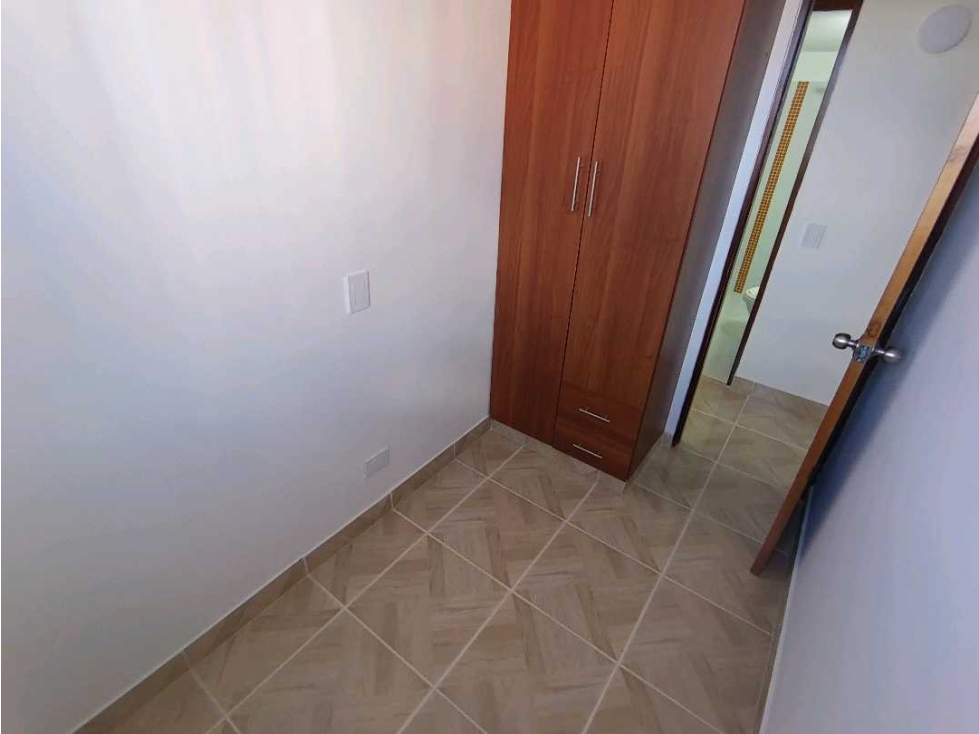 Apartamento en venta en San Antonio De Prado, Medellín · foto 6 de 12