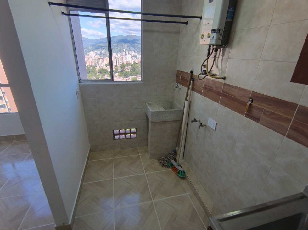 Apartamento en venta en San Antonio De Prado, Medellín · foto 9 de 12