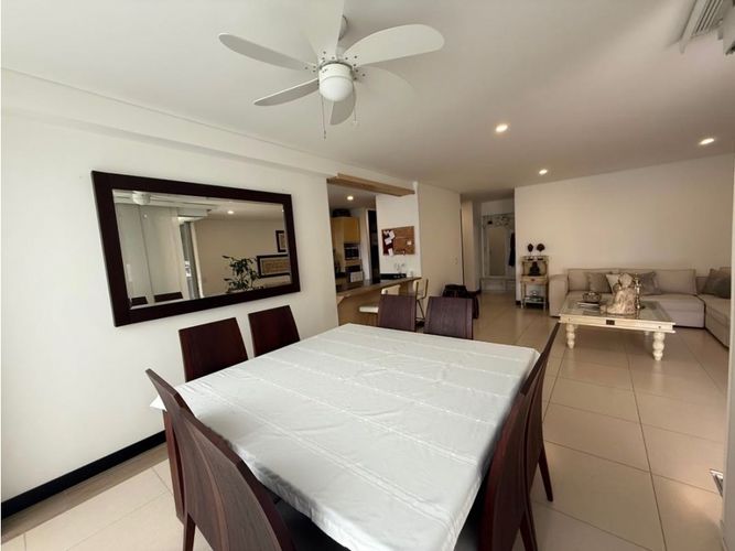 Apartamento de 4 alcobas en venta en Ciudad Jardin, Cali, 160 m² · foto 2 de 13