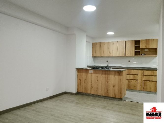 Apartaestudio en arriendo en El Poblado, Medellín, 75 m² · foto 7 de 24