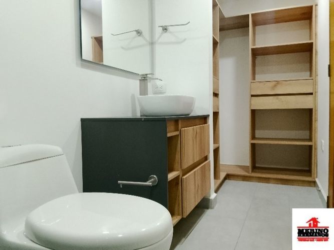 Apartaestudio en arriendo en El Poblado, Medellín, 75 m² · foto 16 de 24