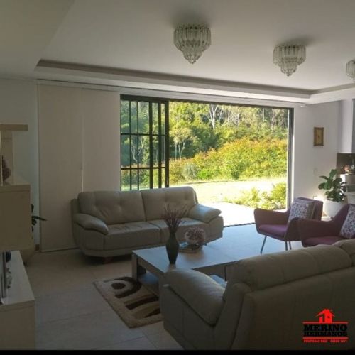 Casa de 3 alcobas en venta en Centro, Rionegro, 230 m² · foto 10 de 24