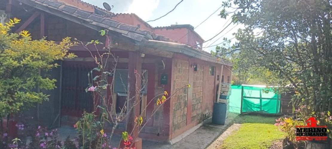 Casa de 8 alcobas en venta en Centro, Rionegro, 380 m² · foto 5 de 24