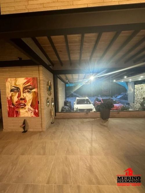 Casa de 3 alcobas en venta en El Retiro, 370 m² · foto 3 de 24