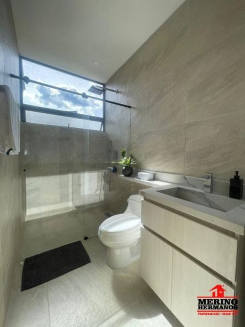 Casa de 3 alcobas en venta en El Retiro, 370 m² · foto 8 de 24