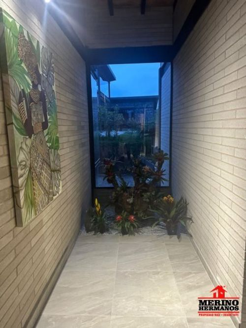 Casa de 3 alcobas en venta en El Retiro, 370 m² · foto 12 de 24