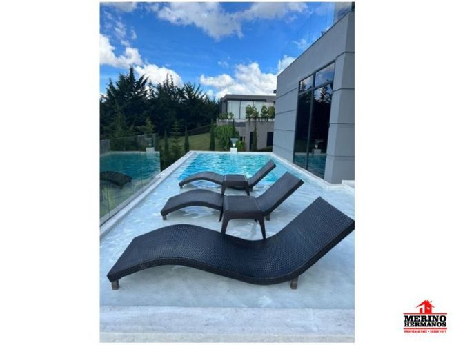 Casa de 4 alcobas en venta en San Antonio De Pereira, Rionegro, 660 m² · foto 4 de 24