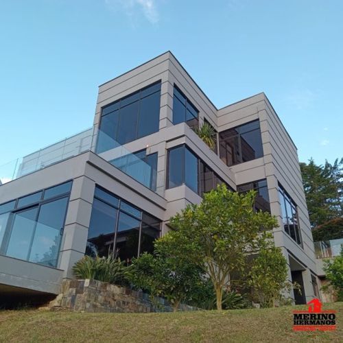 Casa de 4 alcobas en venta en San Antonio De Pereira, Rionegro, 660 m² · foto 5 de 24