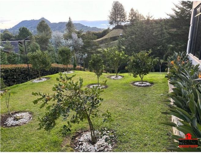 Casa de 4 alcobas en venta en San Antonio De Pereira, Rionegro, 660 m² · foto 14 de 24