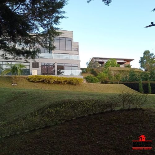 Casa de 4 alcobas en venta en San Antonio De Pereira, Rionegro, 660 m² · foto 22 de 24