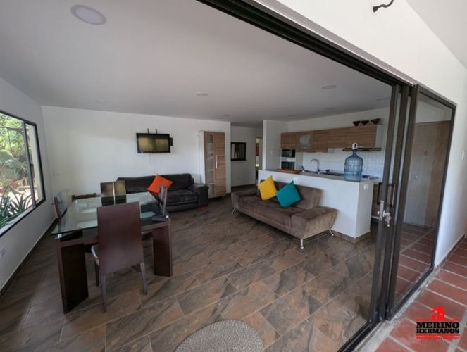 Casa de 3 alcobas en venta en Guarne, 200 m² · foto 6 de 24