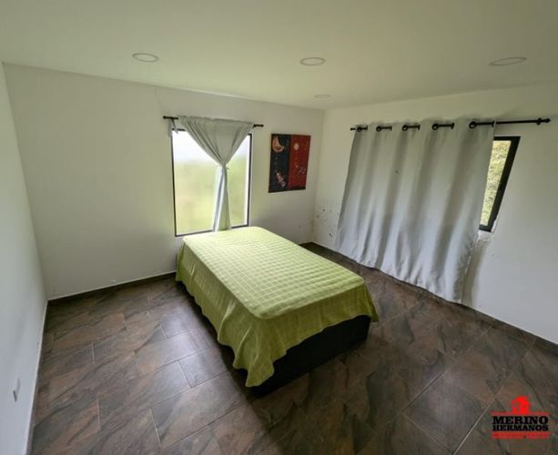 Casa de 3 alcobas en venta en Guarne, 200 m² · foto 11 de 24