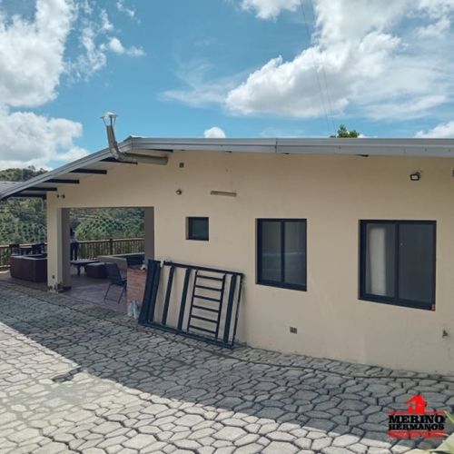 Casa de 3 alcobas en venta en Guarne, 200 m² · foto 17 de 24