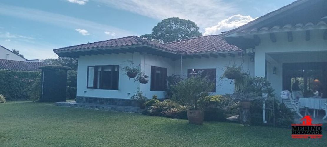 Casa de 4 alcobas en venta en Centro, Rionegro, 348 m² · foto 5 de 24