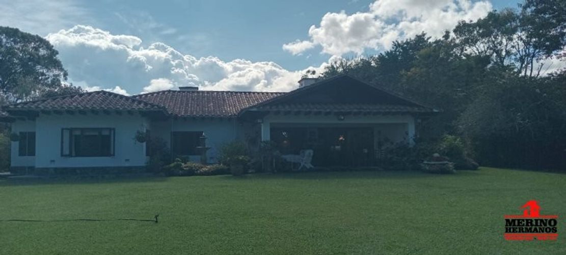 Casa de 4 alcobas en venta en Centro, Rionegro, 348 m² · foto 11 de 24