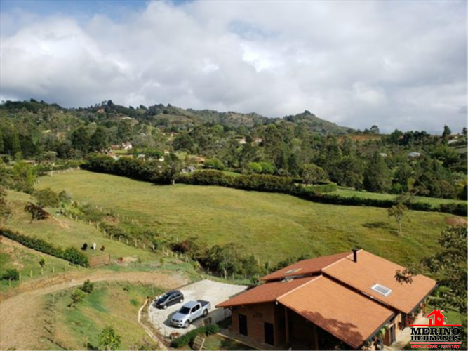 Lote en venta en Centro, Rionegro, 11700 m² · foto 4 de 4
