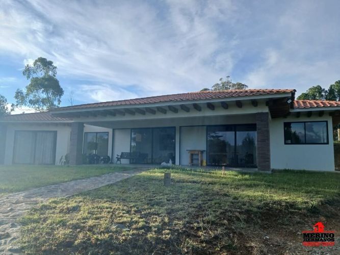 Casa de 4 alcobas en venta en Don Diego, El Retiro, 320 m² · foto 2 de 23