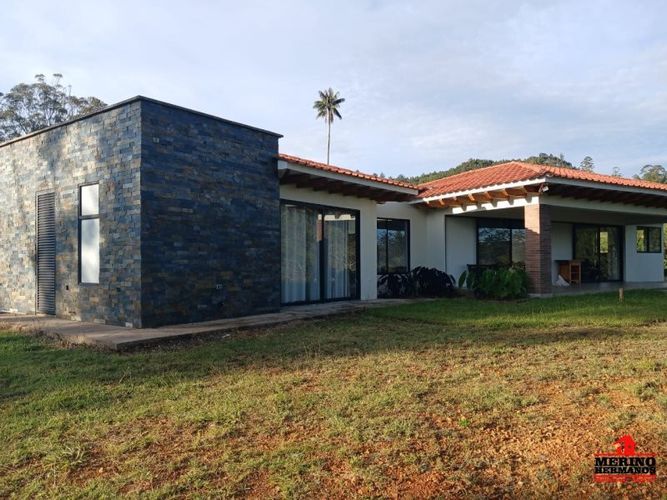 Casa de 4 alcobas en venta en Don Diego, El Retiro, 320 m² · foto 8 de 23