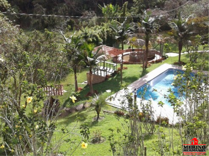 Casa de 4 alcobas en venta en Piedras Blancas, Guarne, 684 m² · foto 3 de 8