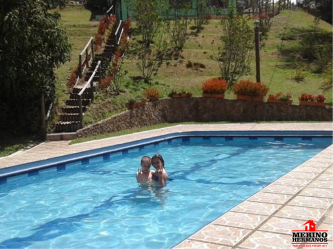 Casa de 4 alcobas en venta en Piedras Blancas, Guarne, 684 m² · foto 8 de 8