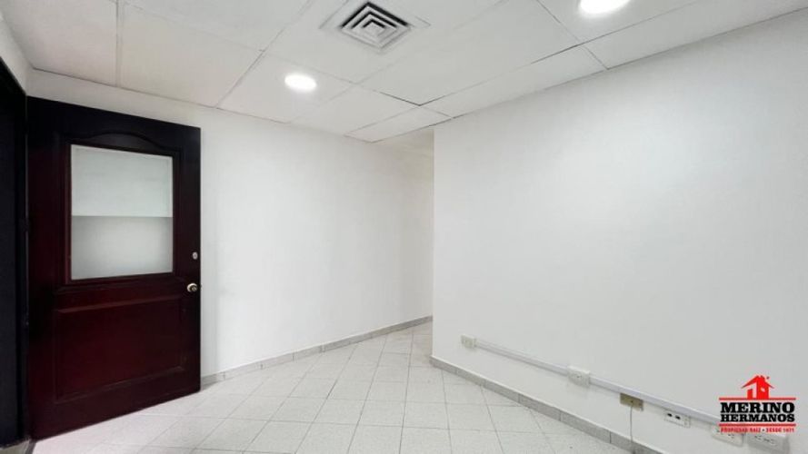 Oficina en arriendo en La Florida, Medellín, 37 m² · foto 4 de 19