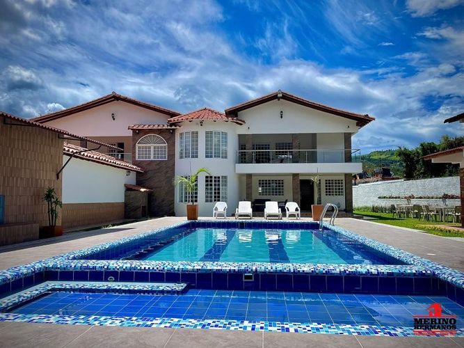 Casa de 5 alcobas en venta en Alto De La Virgen, Guarne, 550 m² · foto 3 de 24