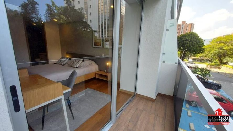 Apartamento de 2 alcobas en venta en El Diamante No. 2, Medellín, 71 m² · foto 4 de 10