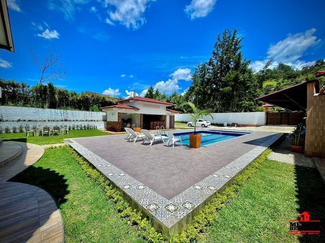 Casa de 5 alcobas en venta en Alto De La Virgen, Guarne, 550 m² · foto 5 de 24