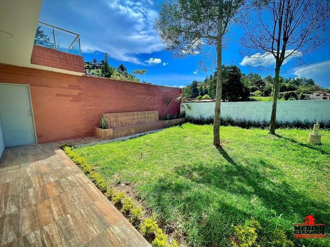 Casa de 5 alcobas en venta en Alto De La Virgen, Guarne, 550 m² · foto 9 de 24