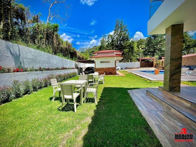 Casa de 5 alcobas en venta en Alto De La Virgen, Guarne, 550 m² · foto 10 de 24