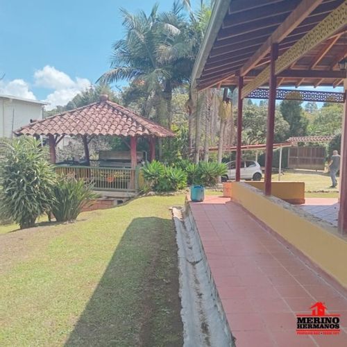 Casa de 3 alcobas en venta en Centro, Rionegro, 240 m² · foto 8 de 24