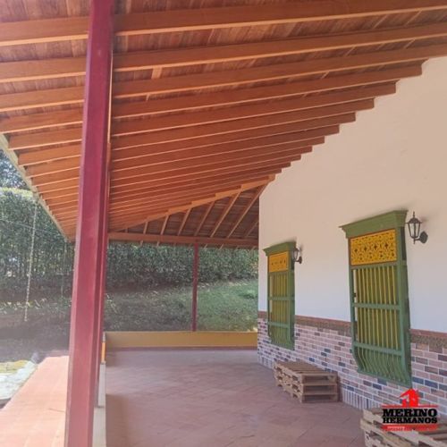 Casa de 3 alcobas en venta en Centro, Rionegro, 240 m² · foto 9 de 24