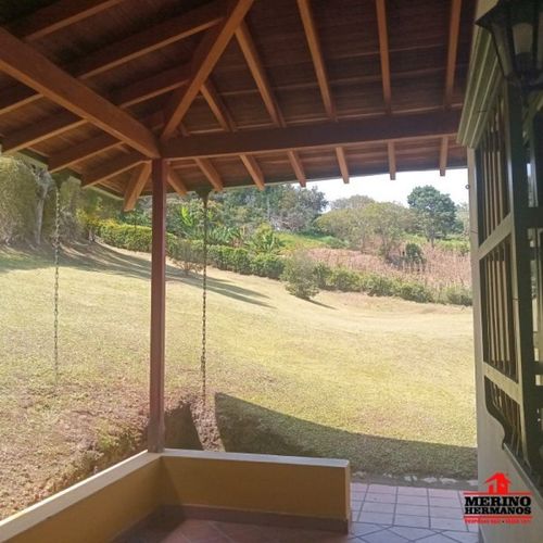 Casa de 3 alcobas en venta en Centro, Rionegro, 240 m² · foto 16 de 24