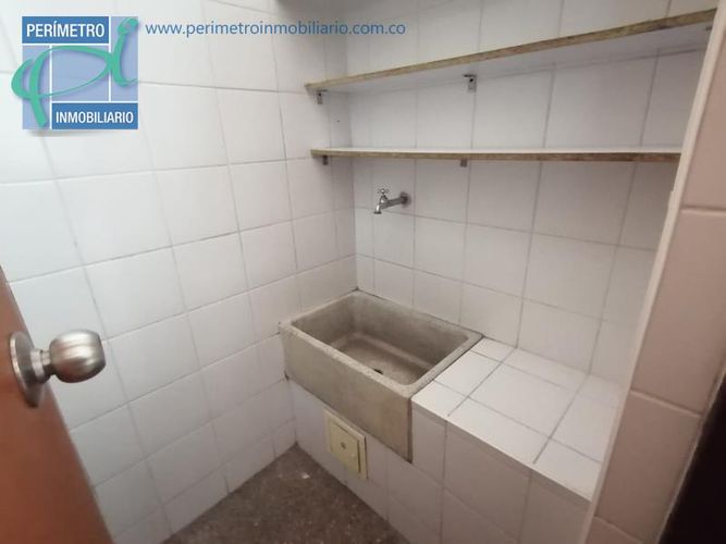 Local en arriendo en Shellmar, Medellín, 580 m² · foto 6 de 7