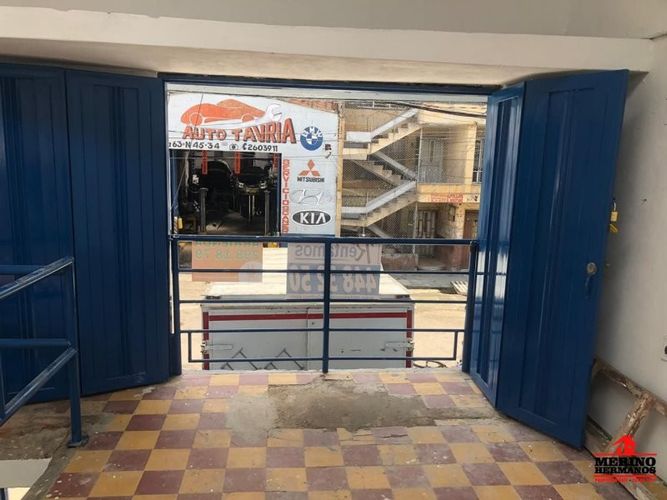 Bodega en venta en Naranjal, Medellín, 200 m² · foto 3 de 8