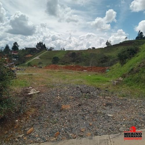 Lote en venta en La Clara, Guarne, 2313 m² · foto 21 de 24
