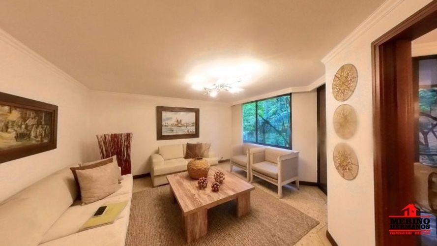 Apartamento de 3 alcobas en venta en La Florida, Medellín, 188 m² · foto 3 de 19