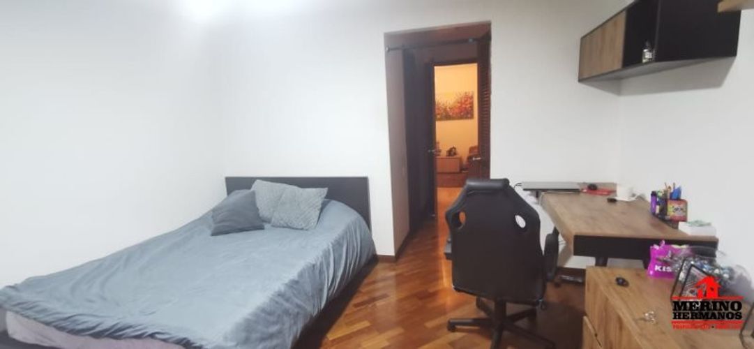 Apartamento de 3 alcobas en venta en La Florida, Medellín, 188 m² · foto 11 de 19