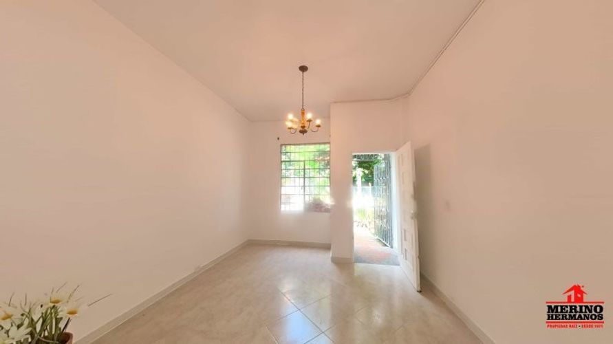 Casa de 2 alcobas en venta en Lorena, Medellín, 128 m² · foto 3 de 23