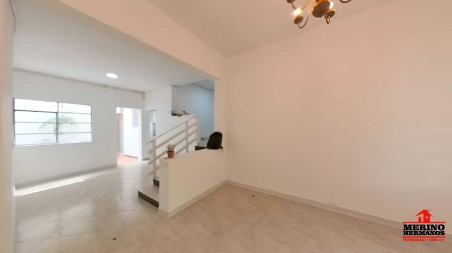 Casa de 2 alcobas en venta en Lorena, Medellín, 128 m² · foto 5 de 23