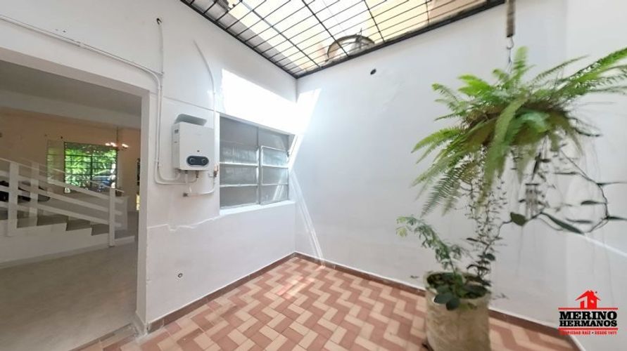 Casa de 2 alcobas en venta en Lorena, Medellín, 128 m² · foto 9 de 23