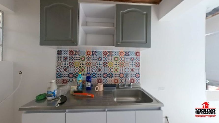 Casa de 2 alcobas en venta en Lorena, Medellín, 128 m² · foto 10 de 23