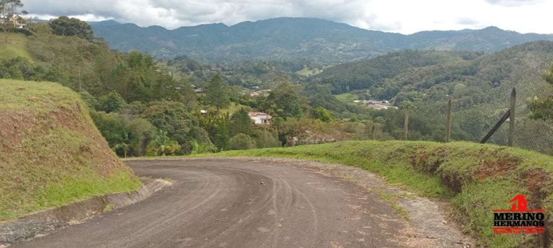 Lote en venta en Las Garzonas, El Carmen de Viboral, 4770 m² · foto 19 de 20