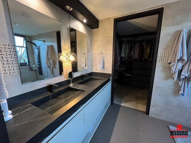Casa de 5 alcobas en venta en Centro, Rionegro, 600 m² · foto 15 de 24