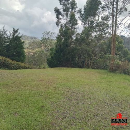 Lote en venta en Centro, Rionegro, 347 m² · foto 2 de 24