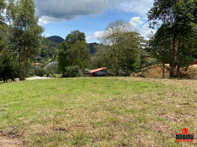 Lote en venta en Centro, Rionegro, 347 m² · foto 9 de 24