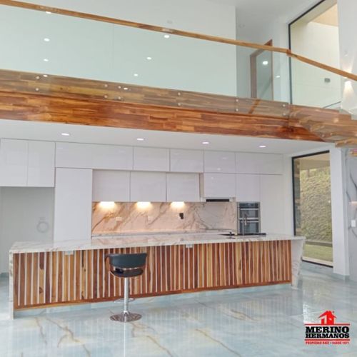 Casa de 4 alcobas en venta en Guarne, 600 m² · foto 8 de 24