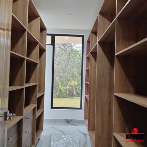 Casa de 4 alcobas en venta en Guarne, 600 m² · foto 19 de 24